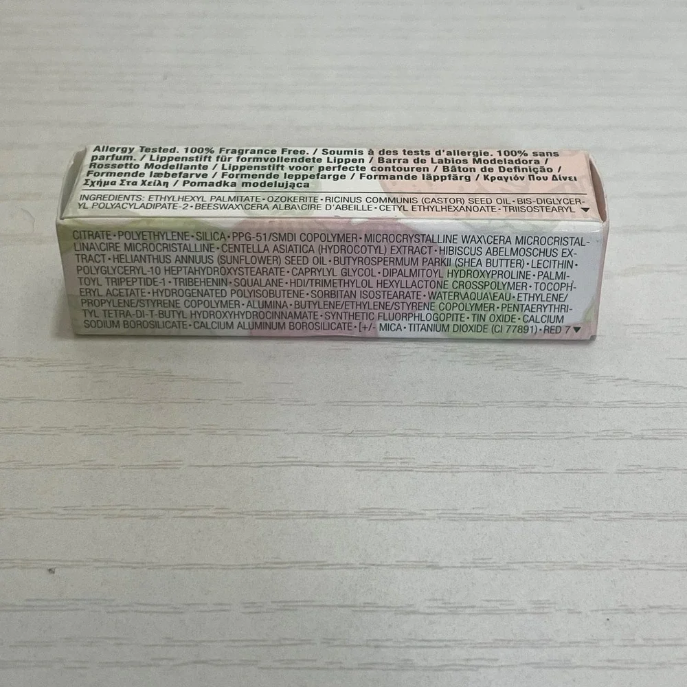 Clinique Dramatically Different Lipstick Shaping Lip Colour 23 All‎ Heart BW